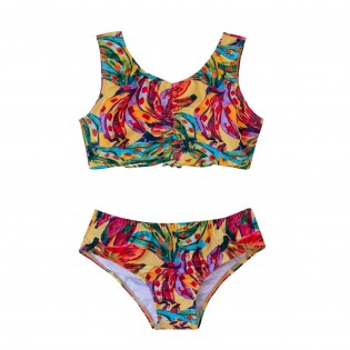 Niña Bikini Sin Manga